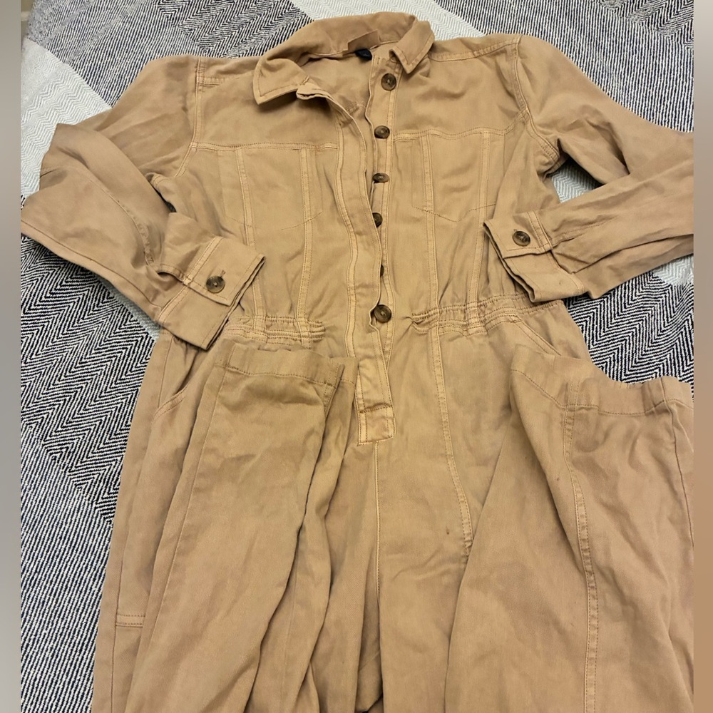 Universal Thread Tan Utility Jumpsuit - Picture 3 of 6